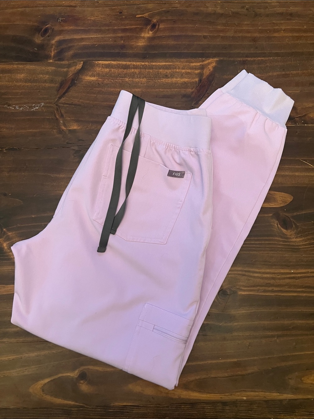 Figs Women's Scrub Joggers in Lilac